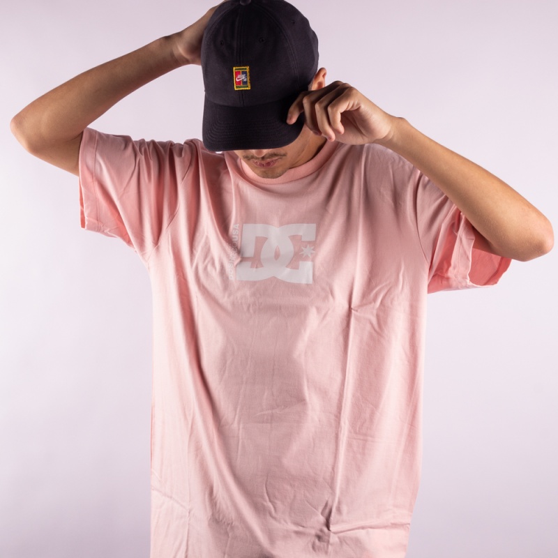 Camiseta Dc Shoes Star Windows Rosa